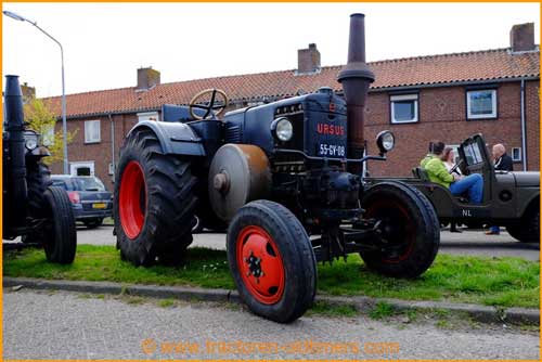 ursus-tractor-oldtimer